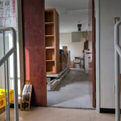 芸備書房相生店　オープン準備の様子